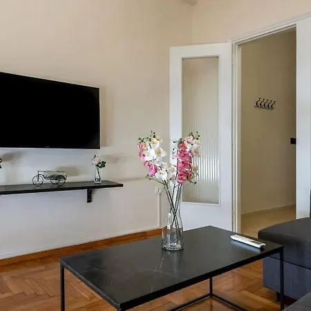 Kerameikos 2 Bedroom *