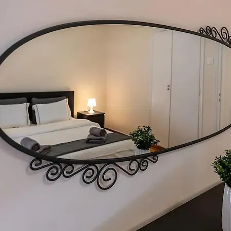 Kerameikos 2 Bedroom